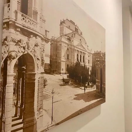 Plaza Teatro & Piazzale Teatro Apartament *