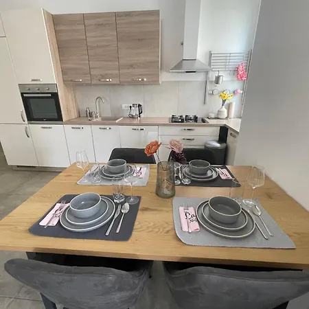 Plaza Teatro & Piazzale Teatro